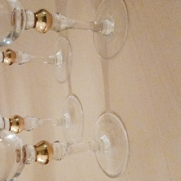 Venetian Tapestry Wine Glasses - Picture 5 of 6